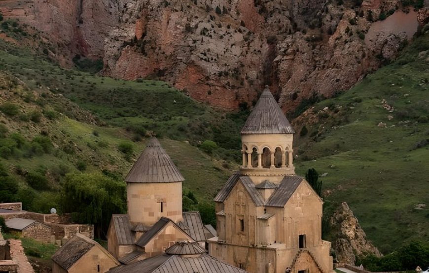 Khor Virap, Noravank, Jermuk, Areni tour
