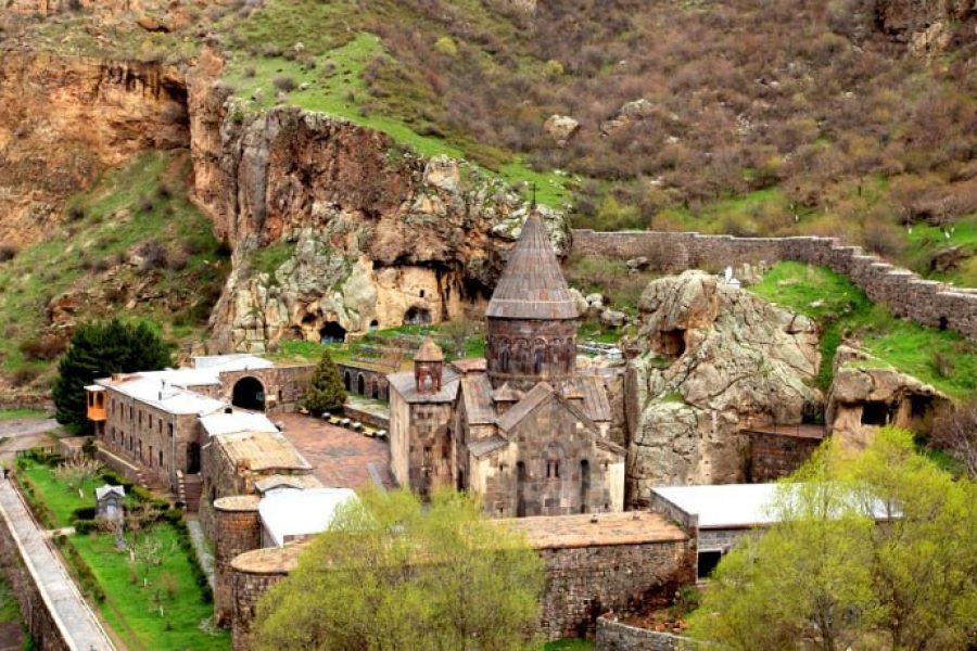 2 nights/3 days private tour package