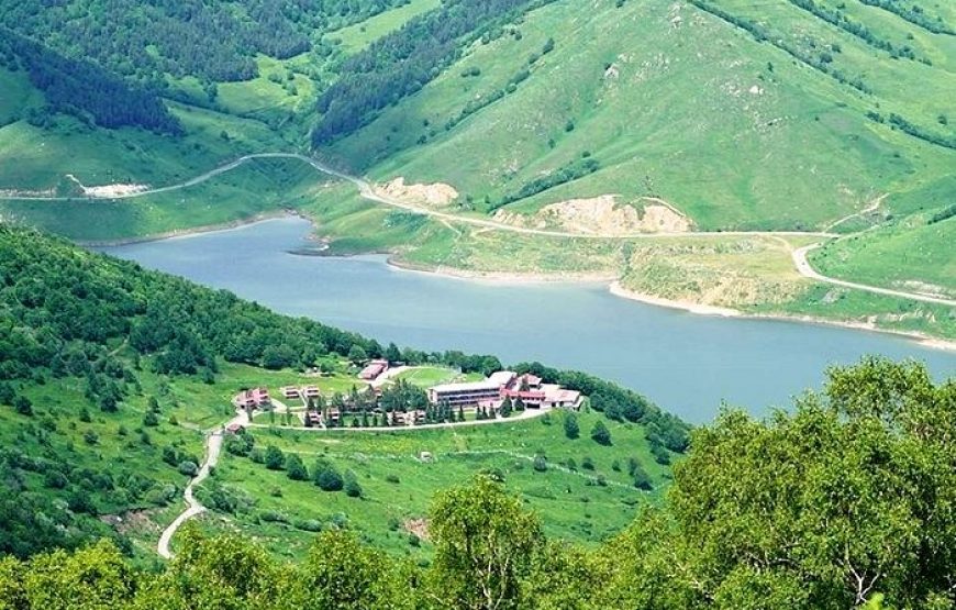 4 nights/5 days private tour package
