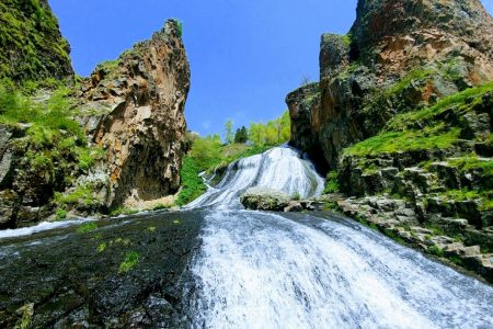 Khor Virap, Noravank, Jermuk, Areni tour