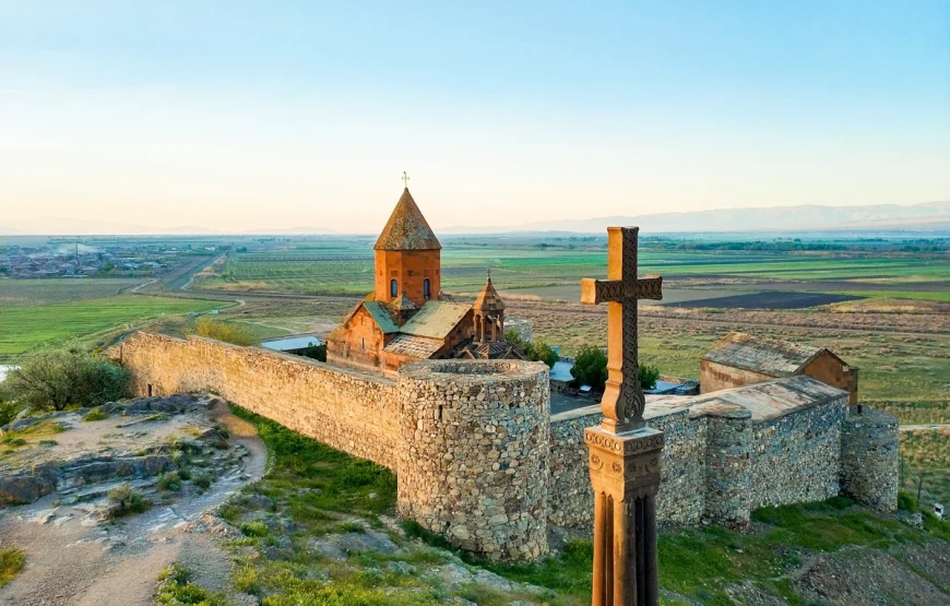 Khor Virap, Noravank, Jermuk, Areni tour