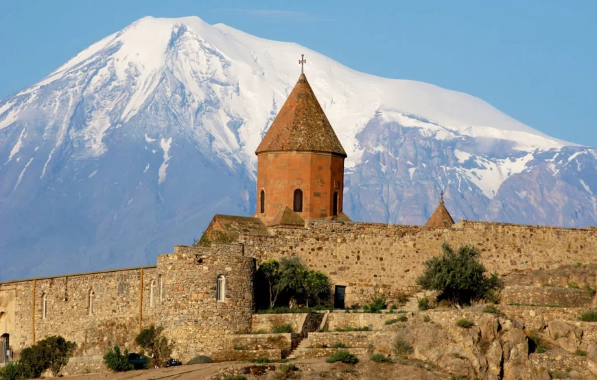 3 days tour package-Yerevan,Jermuk,Ejmiadzin tour