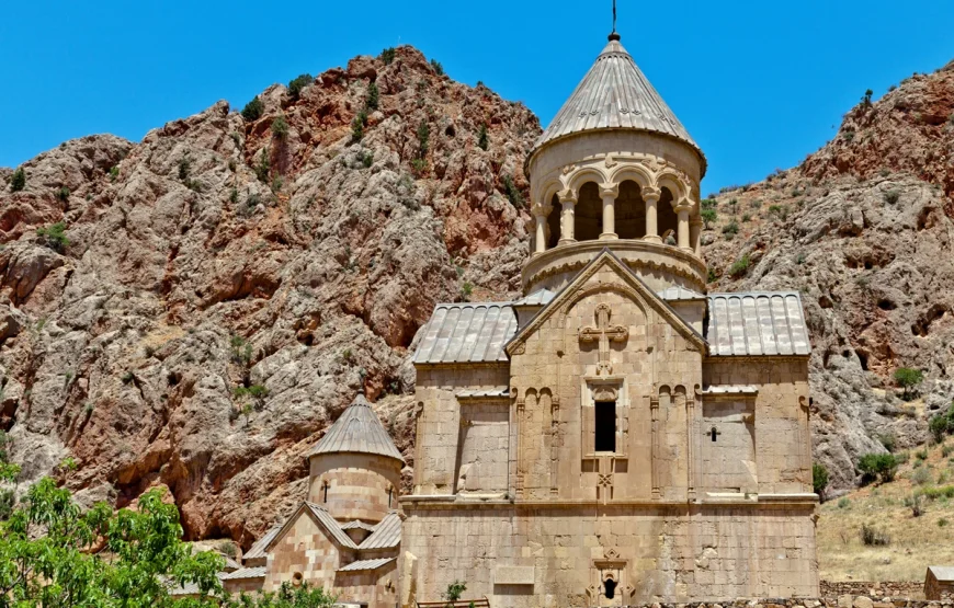 3 days tour package-Yerevan,Jermuk,Ejmiadzin tour