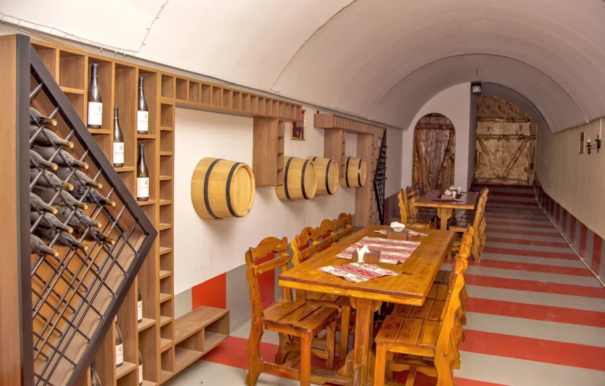 Khor Virap, Noravank, Jermuk, Areni tour