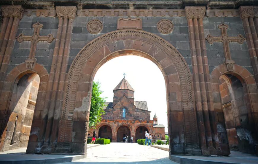3 days tour package-Yerevan,Jermuk,Ejmiadzin tour
