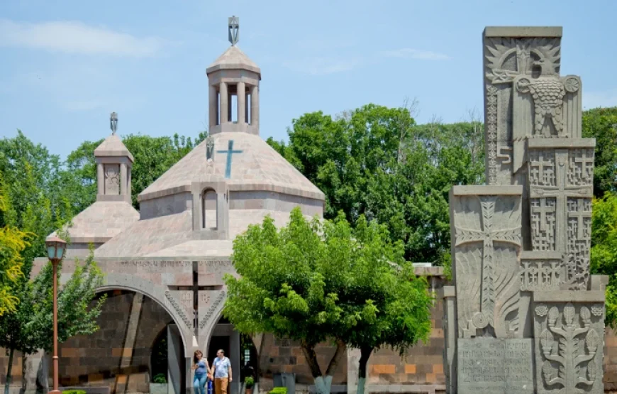 Zvartnots, Echmiadzin Cathedral and Machanents house tour