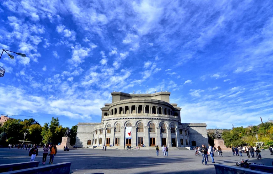 3 days tour package-Yerevan,Jermuk,Ejmiadzin tour