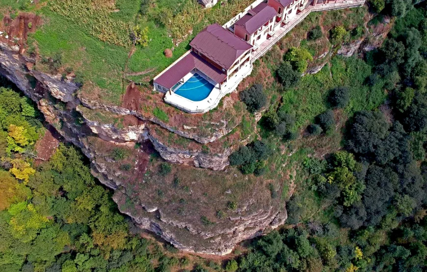 3 days tour package-Yerevan-Gourmet dourmet chocolate factory-Lastiver-Dilijan
