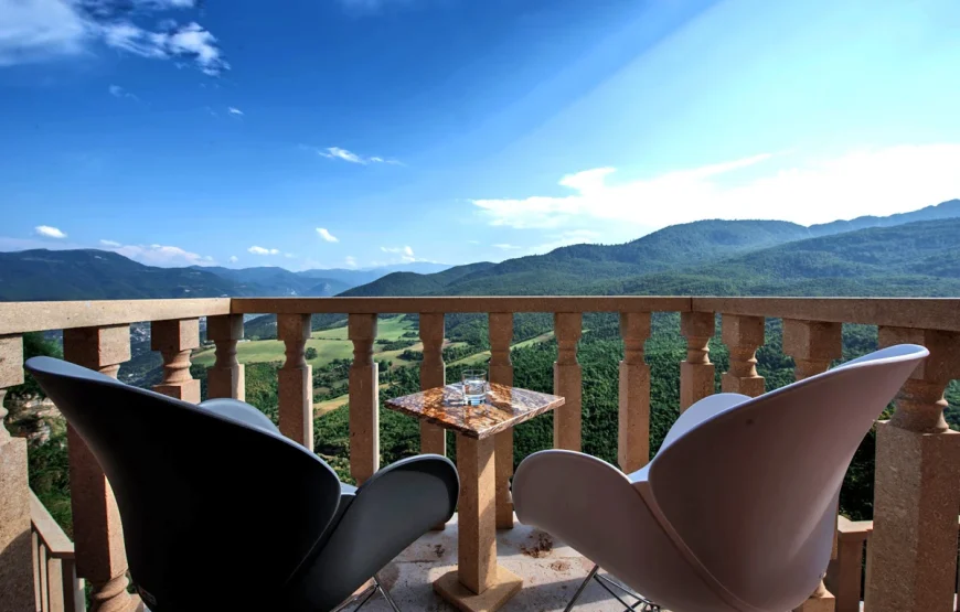 3 days tour package-Yerevan-Gourmet dourmet chocolate factory-Lastiver-Dilijan